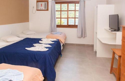 Itacuruca Hotel | Pet-Friendly Itacuruçá Inn with Oceanfront Views