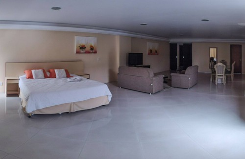 Itacuruca Hotel | Explore Itacuruçá Plaza Hotel: Top Amenities & High Ratings