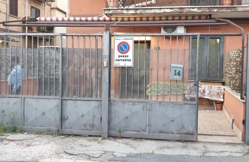 Santa Lucia Apartment | Discover ITALBANGLA: Your Budget-Friendly Escape Awaits