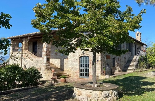 Montecampano Apartment | Italian countryside oasis close to Rome (1 hr). With Pool, Gym & Calisthenics.