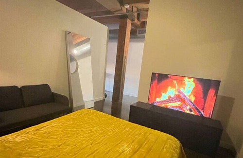 Deep Ellum Apartment | Italian Job Loft in Deep Ellum