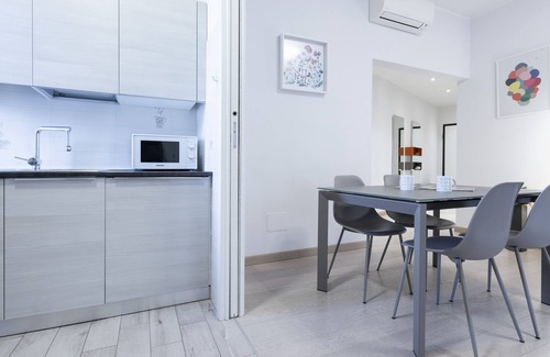 Ripamonti Corvetto Apartment | Italianway - Brenta 9: Family-Friendly Stay with Spa Access