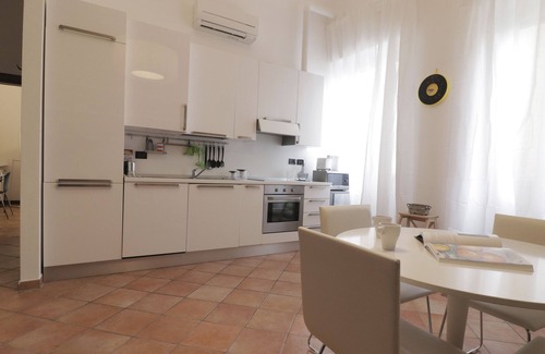 Carrobbio Apartment | Explore Italianway - Del Torchio 4: Family-Friendly Retreat