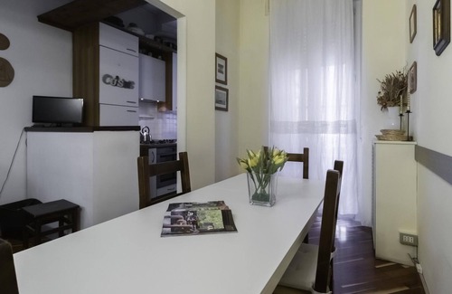 Ghisolfa Apartment | Italianway - Dupre 5: Family-Friendly Stay with Breakfast