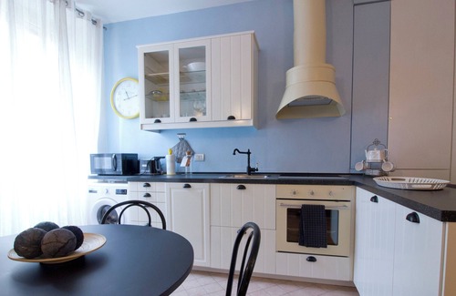 Zona Risorgimento Apartment | Relaxing Retreat at Italianway - Lambro with Spa and Breakfast