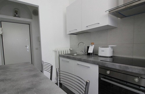 Zona Risorgimento Apartment | Discover Italianway - Melzo 12: Pet-Friendly & Spa Retreat