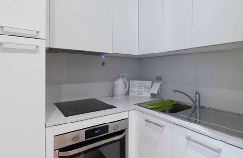 Porta Venezia Apartment | Explore Italianway - Melzo 24: Spa & Family Comfort