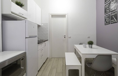 Guastalla Apartment | Italianway - Orti 5: Family-Friendly Three Bedroom Retreat