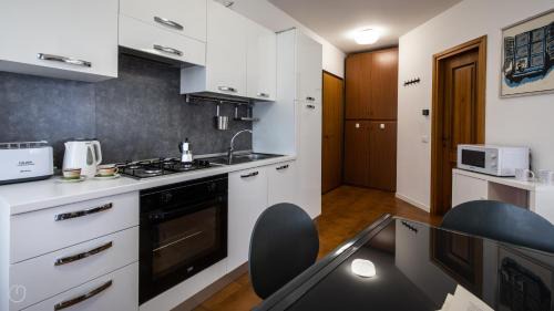 Udine Apartment | Family-Friendly Stays at Italianway - P.le Unità d'Italia 3