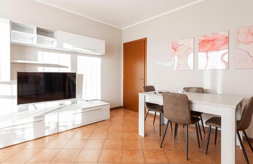 Rozzano Apartment | Family-Friendly Stays at Italianway - Piazza Alboreto 72