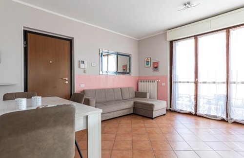 Rozzano Apartment | Family-Friendly Stays at Italianway - Piazza Alboreto 72