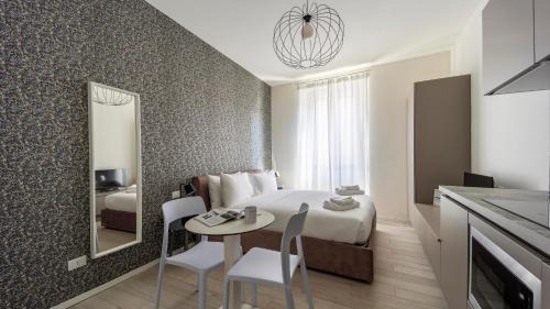 Magenta Apartment | Discover Italianway - The B Village Business for Families