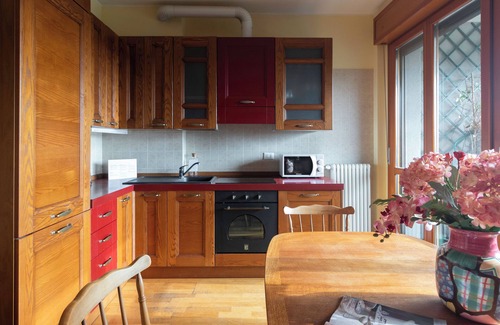 Foppette Apartment | Budget-Friendly Stay at Italianway - Tolstoi 1 with Breakfast