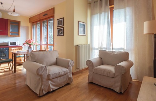 Foppette Apartment | Budget-Friendly Stay at Italianway - Tolstoi 1 with Breakfast