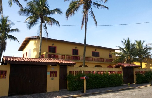 Cibratel I House | Discover ITANHAÉM: Spacious Beach House with Private Pool