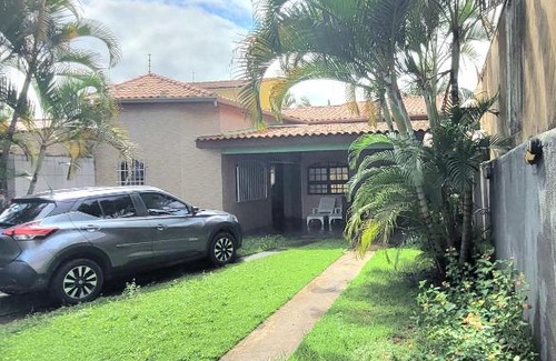 Cibratel II House | Itanhaem Getaway: Ocean View, Pet-Friendly Retreat