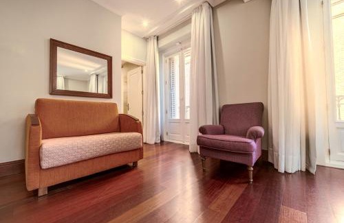 Chueca Hotel | Discover ITC Infantas by Soho Boutique: Pet Friendly Retreat