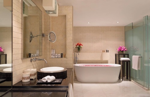 Begumpet Hotel | Elegant ITC Kakatiya Hotel with Pool and Spa in Hyderabad