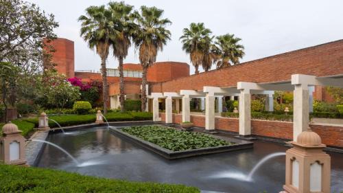 Taj Ganj Hotel | Relax at ITC Mughal, a 5-Star Resort & Spa in Agra