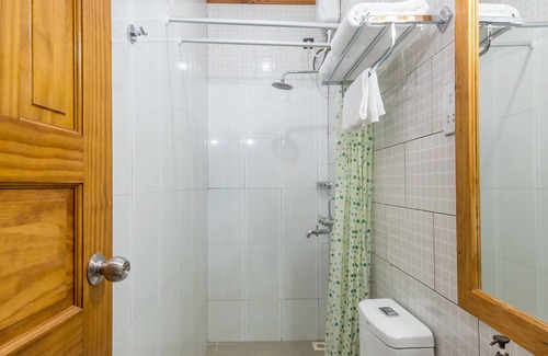 Guraidhoo House | Inviting Ithaa Beach Maldives: Family-Friendly Getaway