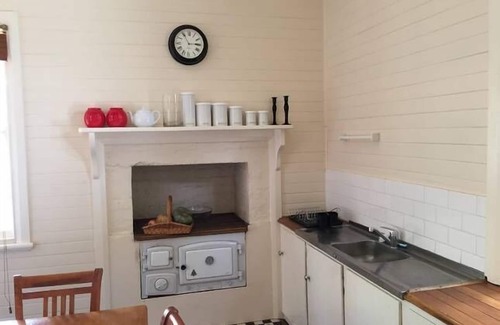 Grafton House | Explore Ithaca: Heritage Grafton with Pet-Friendly Amenities