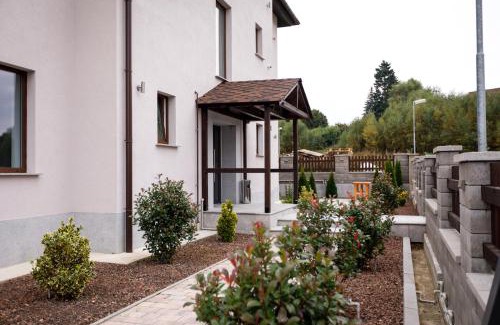 Rozvadov Apartment | Family-Friendly Getaway at ITM Haus – Rated 9.4/10!