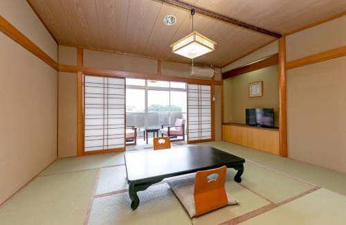 Kinugawa Onsen Hotel | Relaxing Getaway at Itoen Hotel New Sakura with Pools