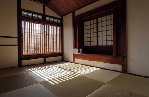 Itoshima House | Itoshima Fukae Old Private House Inn Renovated from an old private house more than 100 years old.