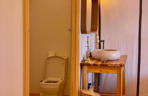 Taouz Other | Discover Itran Royal Camp: Spa, Restaurant & Family Fun