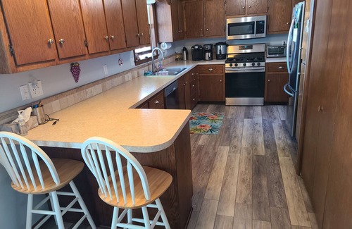 Hammondsport House | Grape Life Retreat: Lake Views, Beach Access & Top Amenities