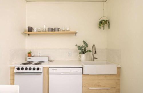 North End Apartment | Historic Flat in Downtown Boise: Rated 10/10 for Families