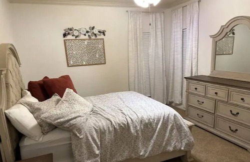 Milton House | It’s very beautiful house