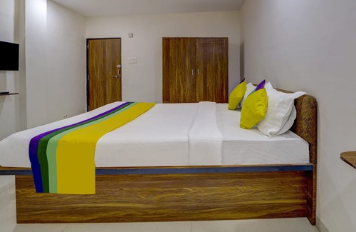Aurangabad Hotel | Budget-Friendly Stay at Itsy By Treebo - Atharva Executive