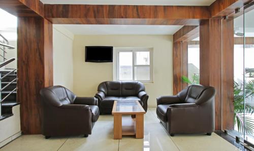 Gandhipuram Hotel | Budget-Friendly Stay at Itsy Hotels Jansi Residency