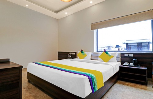 Kharar Hotel | Budget-Friendly Itsy By Treebo - Jashan with Great Amenities