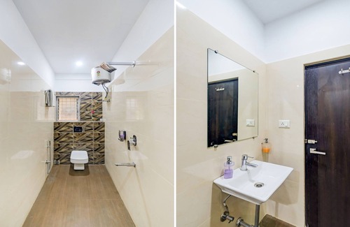 Bhowanipore Hotel | Affordable Stay at Itsy Hotels Neeranand Plaza with Kitchen