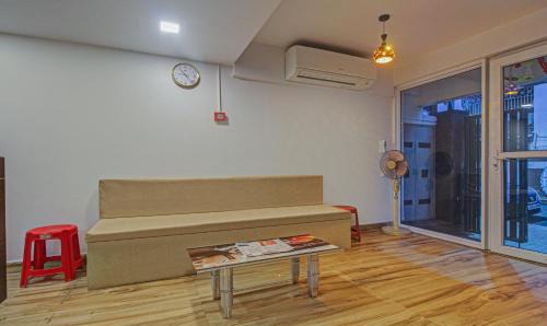 Kalighat Hotel | Cozy Itsy Hotels Reotel: Family-Friendly with Breakfast