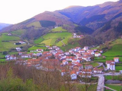 Etxalar Apartment | Family-Friendly Retreat at Iturraldea I y II - Rated 9.5/10