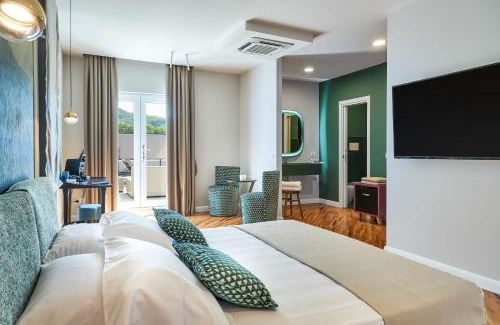 Omignano Resort | Unwind at Iumara Relax Resort: Rated 9.2/10, Oceanfront Bliss