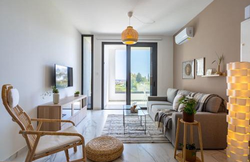 Larnaca Apartment | Cozy Ivory 1-BR Apartment in Aradipou for Families
