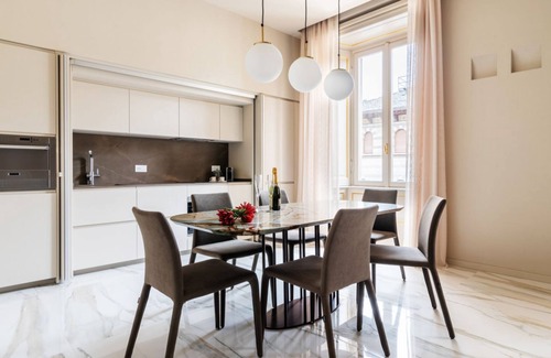 Como City Centre Apartment | Explore Ivory Visconti: Your Como Getaway Awaits
