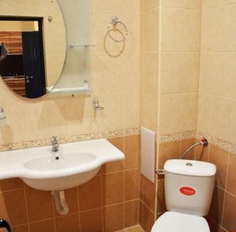 Golden Sands Apartment | Pet-Friendly Ivtour Apartments in Yalta - Highly Rated Stay