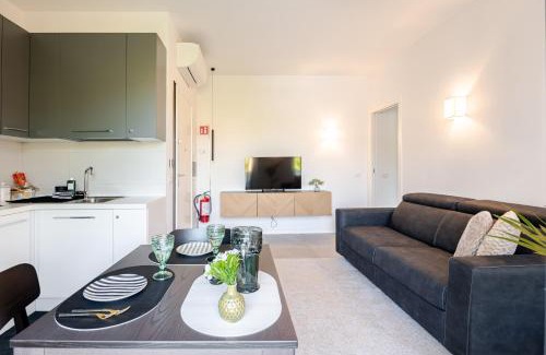 Latina Apartment | IVY - Chicago