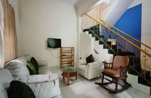St.Stanislaus Villa Villa | Pet-Friendly Ivy Cosy House, 2 BHK Retreat in Khandala