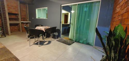 Ciudad Del Este Apartment | Pet-Friendly Ivy House Apart Hotel with Oceanfront Views