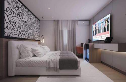 Warri Hotel | Experience Ivy Lush Hotel: Family-Friendly with Dining Options