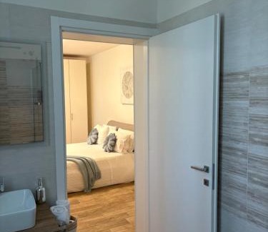 Medolla House | Family-Friendly IVY PARK: Rated 9/10 with Kitchen Access