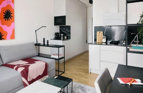 Chylonia Apartment | Discover Iwan Loft: Pet-Friendly Comfort Awaits You