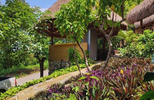 Huehuetlan Ski Chalet | Relaxing Ixak Cabañas: Pet & Child Friendly Retreat
