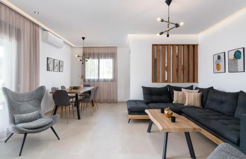 Filerimos Villa | Experience Ixian Memory: Oceanfront Bliss & Family Fun